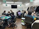 女性のための健康マージャン教室の教室風景・作品