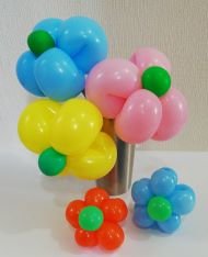 やさしいバルーンアートの教室風景・作品