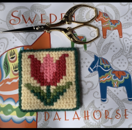 北欧の伝統刺繡　～スウェーデンのツヴィスト刺繍～体験会の教室風景・作品