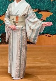 きもの着付け教室の教室風景・作品 きもの着付け教室の教室風景・作品